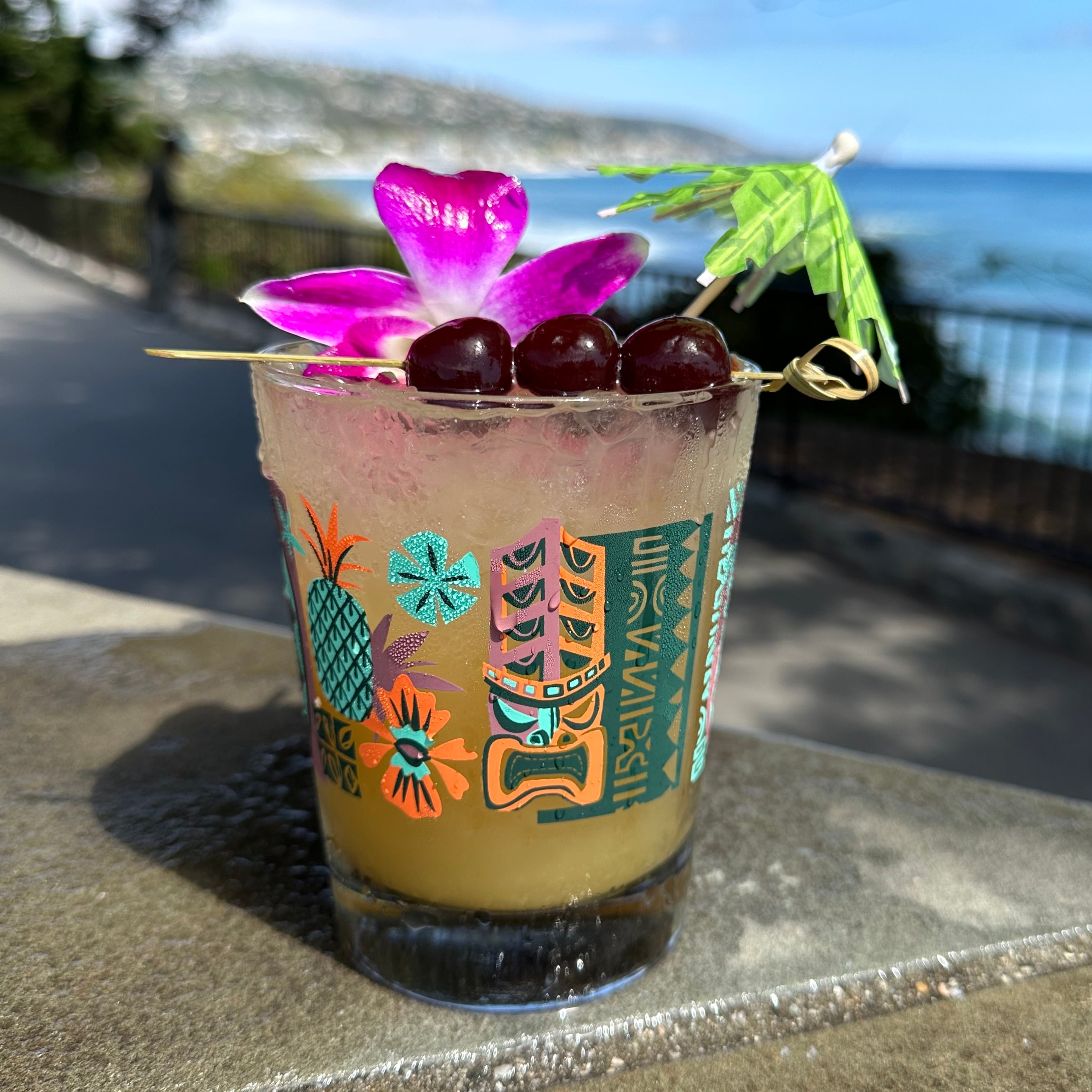 TikiLand Trading Co.'s 'Gateway to Tiki' Mai Tai Glass - Rolling