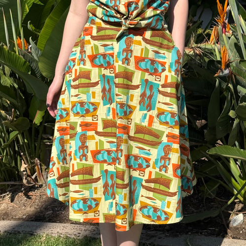 Witco Decor's 'World Renown' Aloha Skirt with Pockets - Ready to Ship!